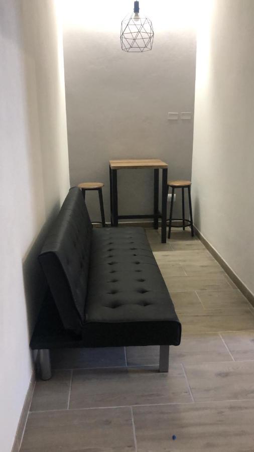 Domus Alice Apartment Monserrato Luaran gambar