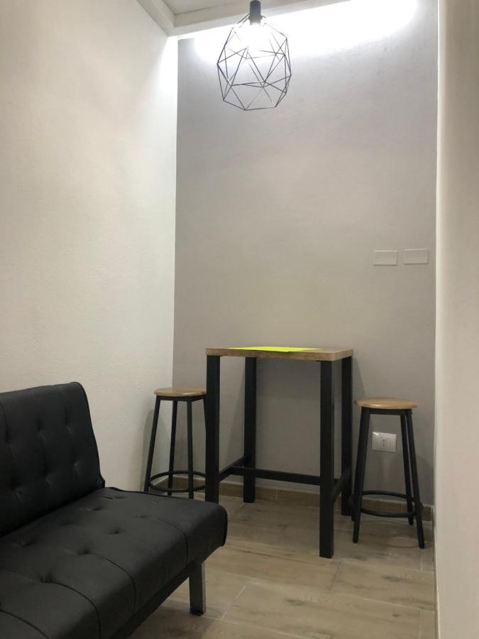 Domus Alice Apartment Monserrato Luaran gambar